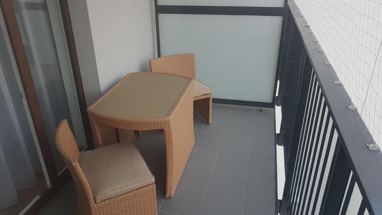Apartament W Warszawie Dedykowany Parking Podziemny W Cenie, Wifi, Blisko Centrum New Apartment In Warsaw Finished To A High Specification Fitted Out To A High Standard On The 7Th Floor, Wifi, Underground Parking Price Included Exterior foto
