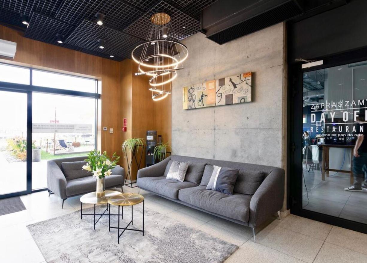 Apartament W Warszawie Dedykowany Parking Podziemny W Cenie, Wifi, Blisko Centrum New Apartment In Warsaw Finished To A High Specification Fitted Out To A High Standard On The 7Th Floor, Wifi, Underground Parking Price Included Exterior foto